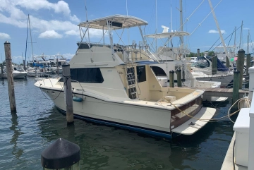 Hatteras Yachts 36 Convertible usata in vendita