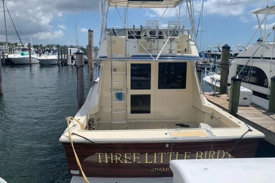 Hatteras Yachts 36 Convertible usata in vendita