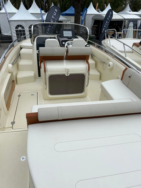 Invictus Yacht GT 280 brand new for sale