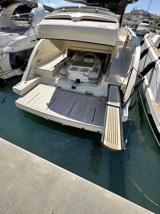 Invictus Yacht TT460 d’occasion à vendre