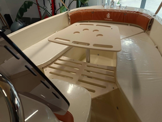 Invictus Yacht CAPOFORTE FX190 novos à venda