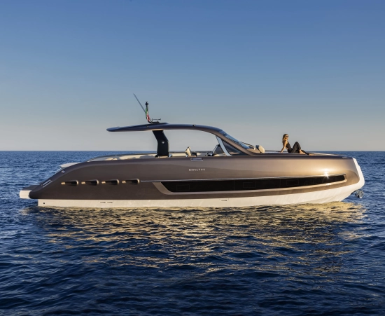 Invictus Yacht TT460 neuf à vendre