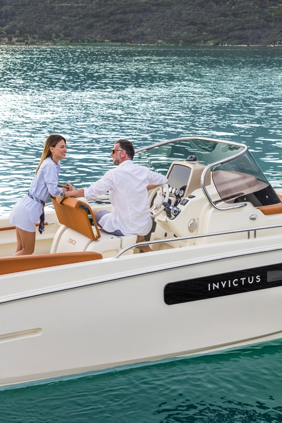 Invictus Yacht Capoforte CX250 neu zum verkauf