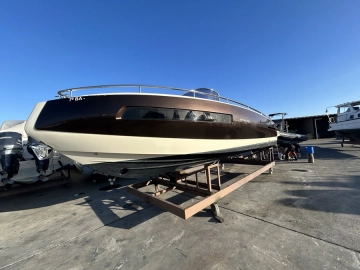Invictus Yacht Gt280 de segunda mano en venta