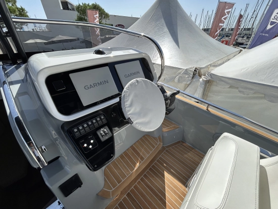 Invictus Yacht Gt320 novos à venda