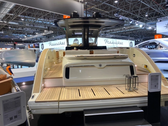 Invictus Yacht Tt 420 nuova in vendita