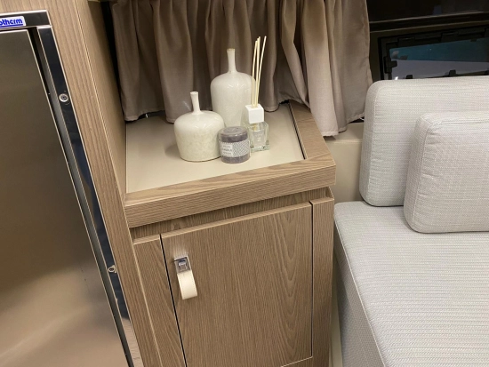 Invictus Yacht Tt 420 nuova in vendita