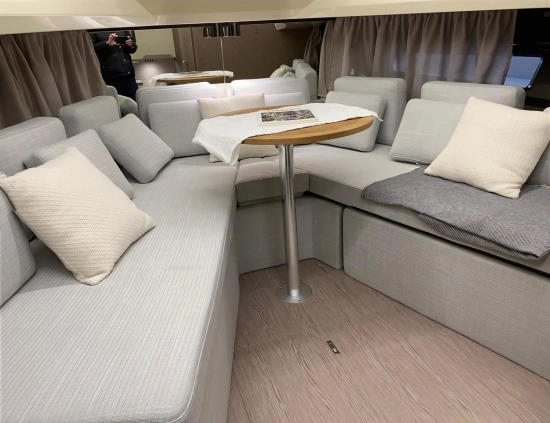 Invictus Yacht Tt 420 nuova in vendita