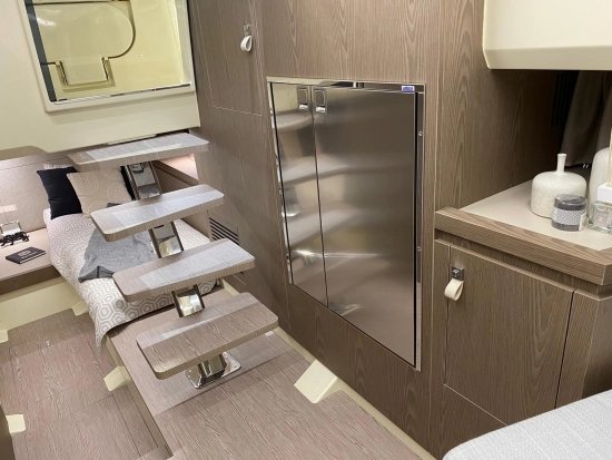 Invictus Yacht Tt 420 nuova in vendita