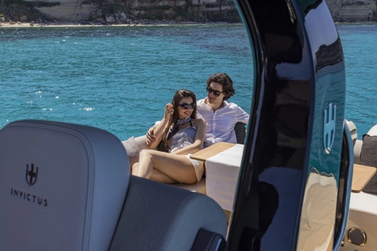 Invictus Yacht Gt 320 S nuova in vendita
