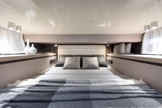 Invictus Yacht Gt 320 S nuova in vendita