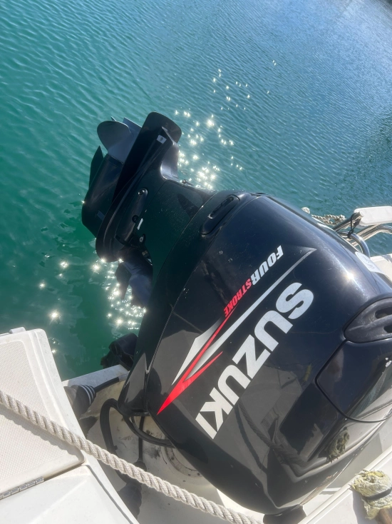 Jeanneau Merry Fisher 645 de segunda mano en venta