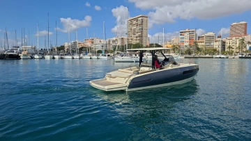 Invictus Yacht Gt 280 de segunda mano en venta