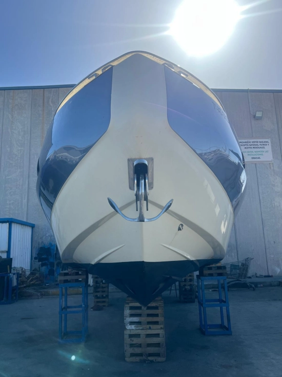 Invictus Yacht Gt 280 de segunda mano en venta