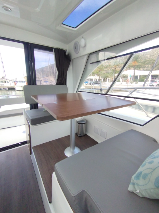 Beneteau Antares 9 usata in vendita
