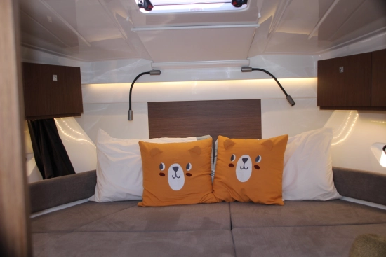Beneteau Antares 9 usata in vendita