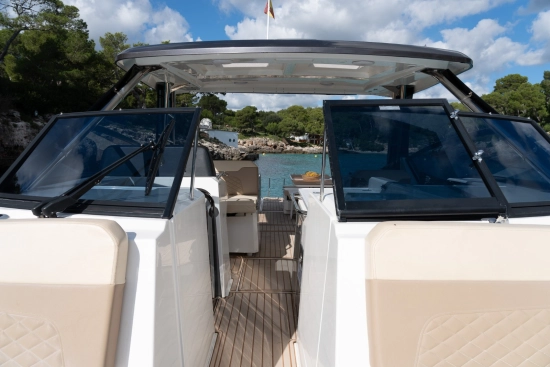 Aquila 32 Sport usata in vendita