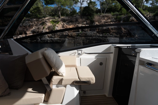 Aquila 32 Sport usata in vendita