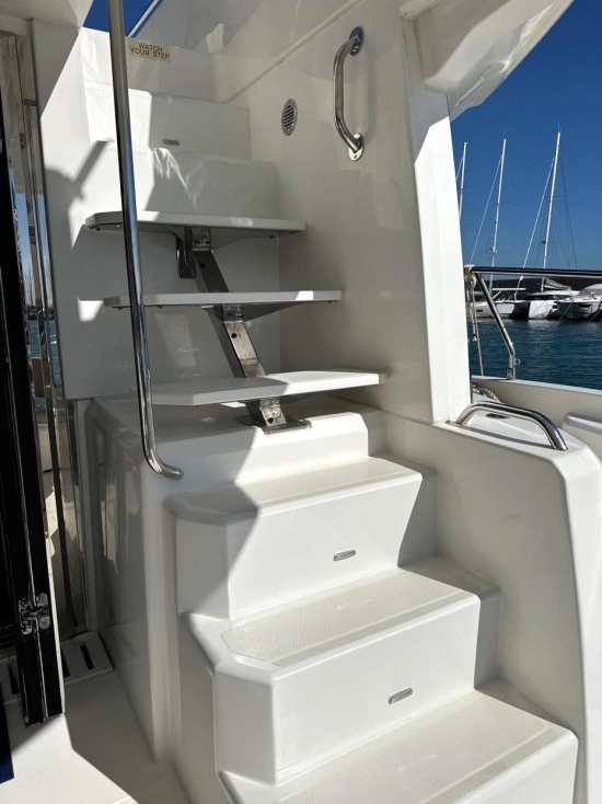 Aquila 54 Yacht usata in vendita