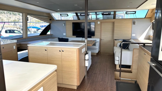 Aquila 54 Yacht usata in vendita