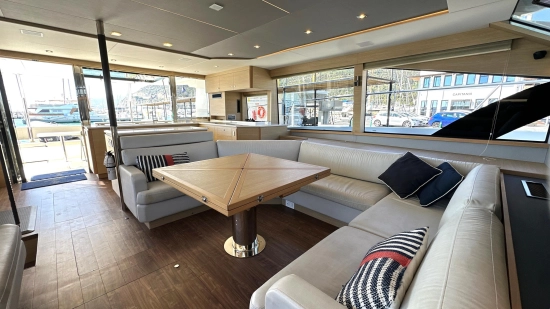 Aquila 54 Yacht usata in vendita