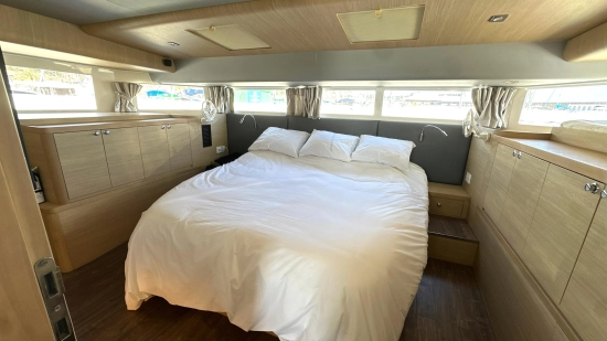 Aquila 54 Yacht usata in vendita