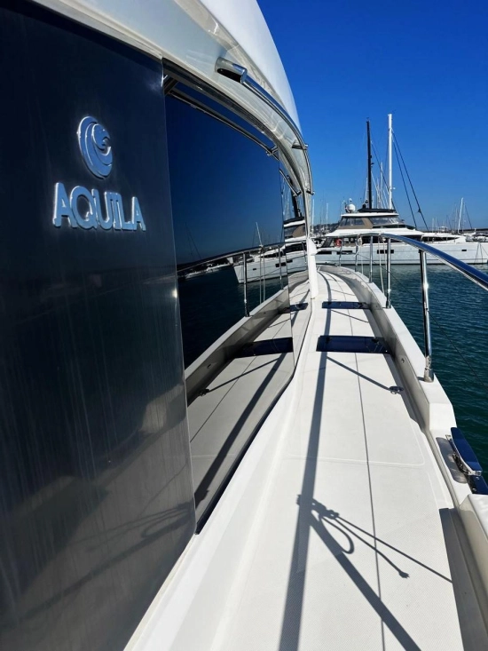 Aquila 54 Yacht usata in vendita