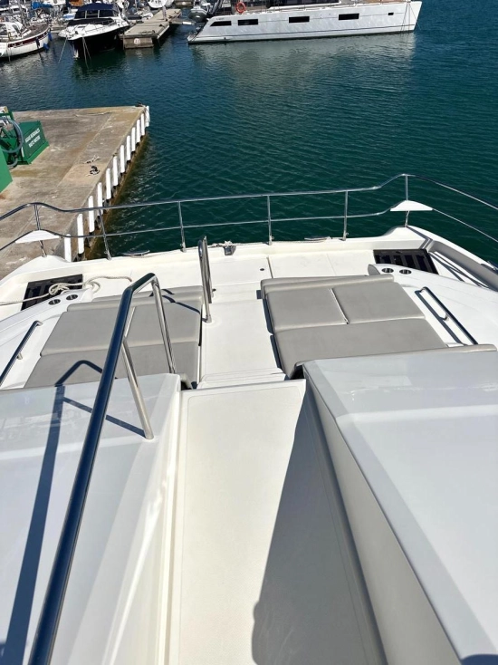 Aquila 54 Yacht usata in vendita