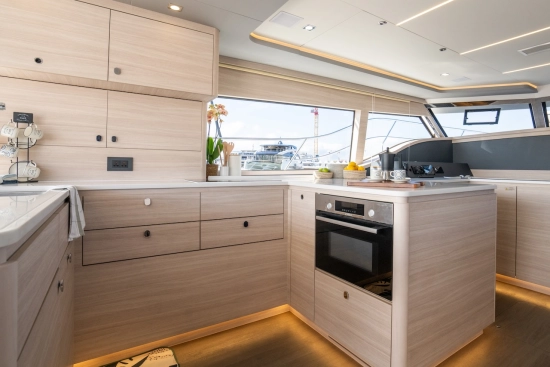 Aquila 46 YACHT nuova in vendita
