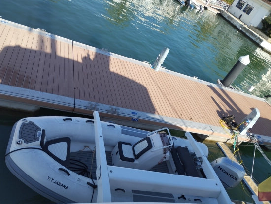 Lagoon 620 usata in vendita