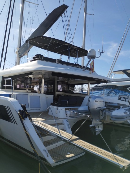 Lagoon 620 usata in vendita