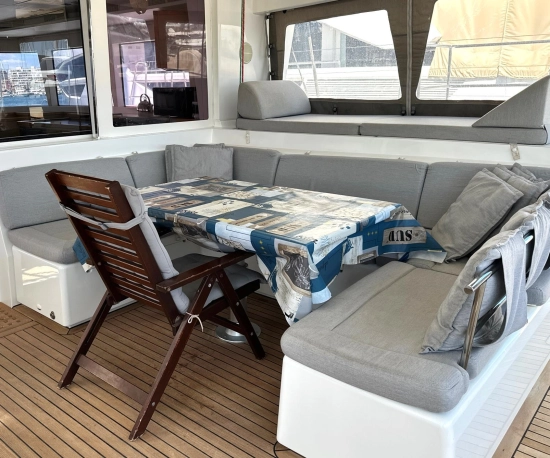 Lagoon 560 S2 usata in vendita