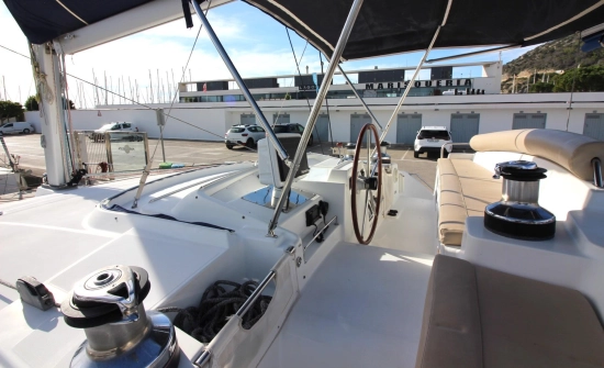 Lagoon 440 usata in vendita