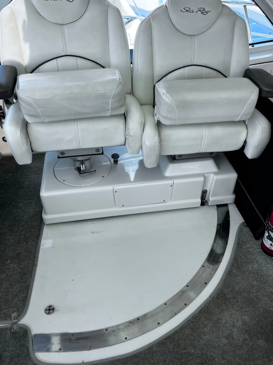 Sea Ray 515 SUNDANCE usata in vendita