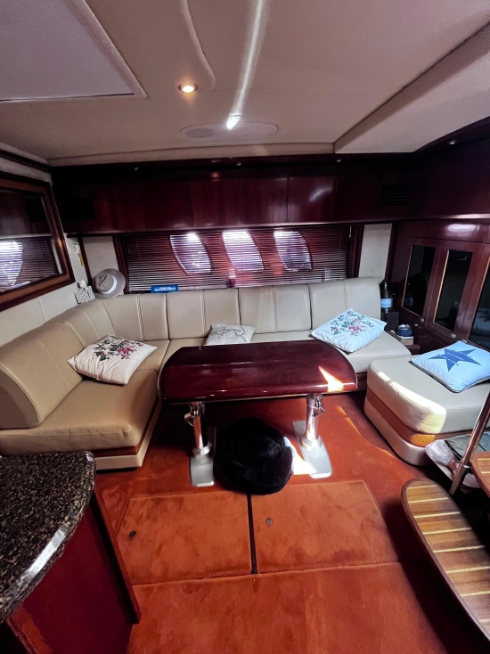 Sea Ray 515 SUNDANCE usata in vendita