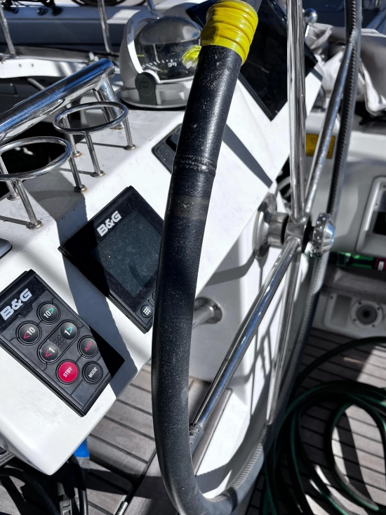 Beneteau SENSE 55 usado à venda