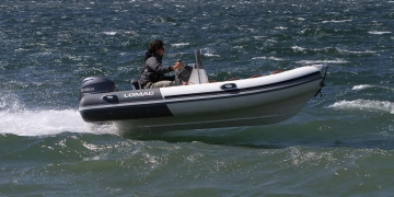 Lomac EUFORIA 400 + YAMAHA F25 GETL nuevo en venta