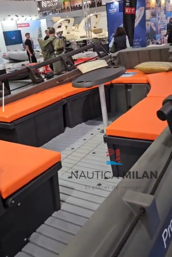 Whaly Boats 620 R PROFESSIONAL nuevo en venta
